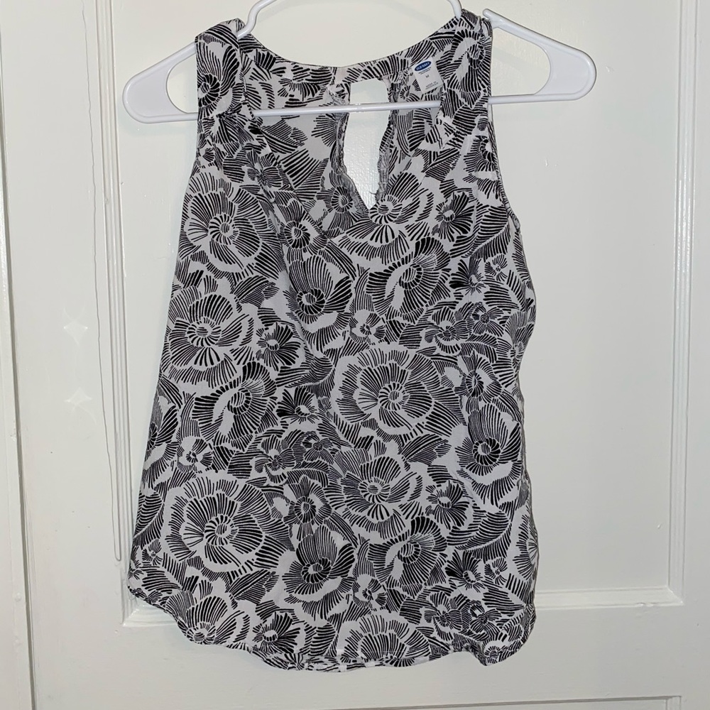 Floral print vneck tank